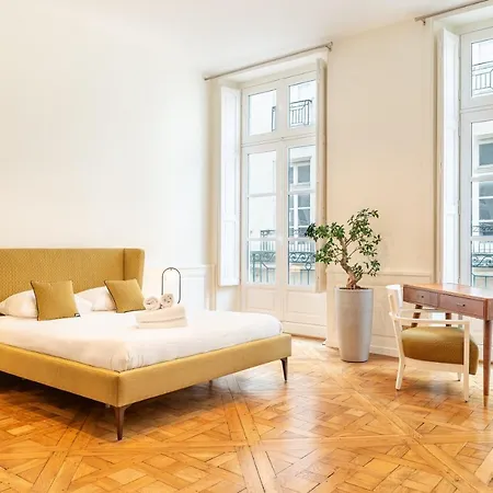 Le Crebillon - Splendide De 204m2 Apartment *