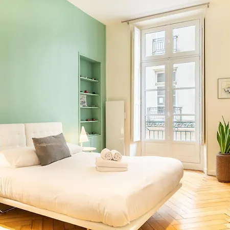 Apartamento Le Crebillon - Splendide De 204m2 Nantes